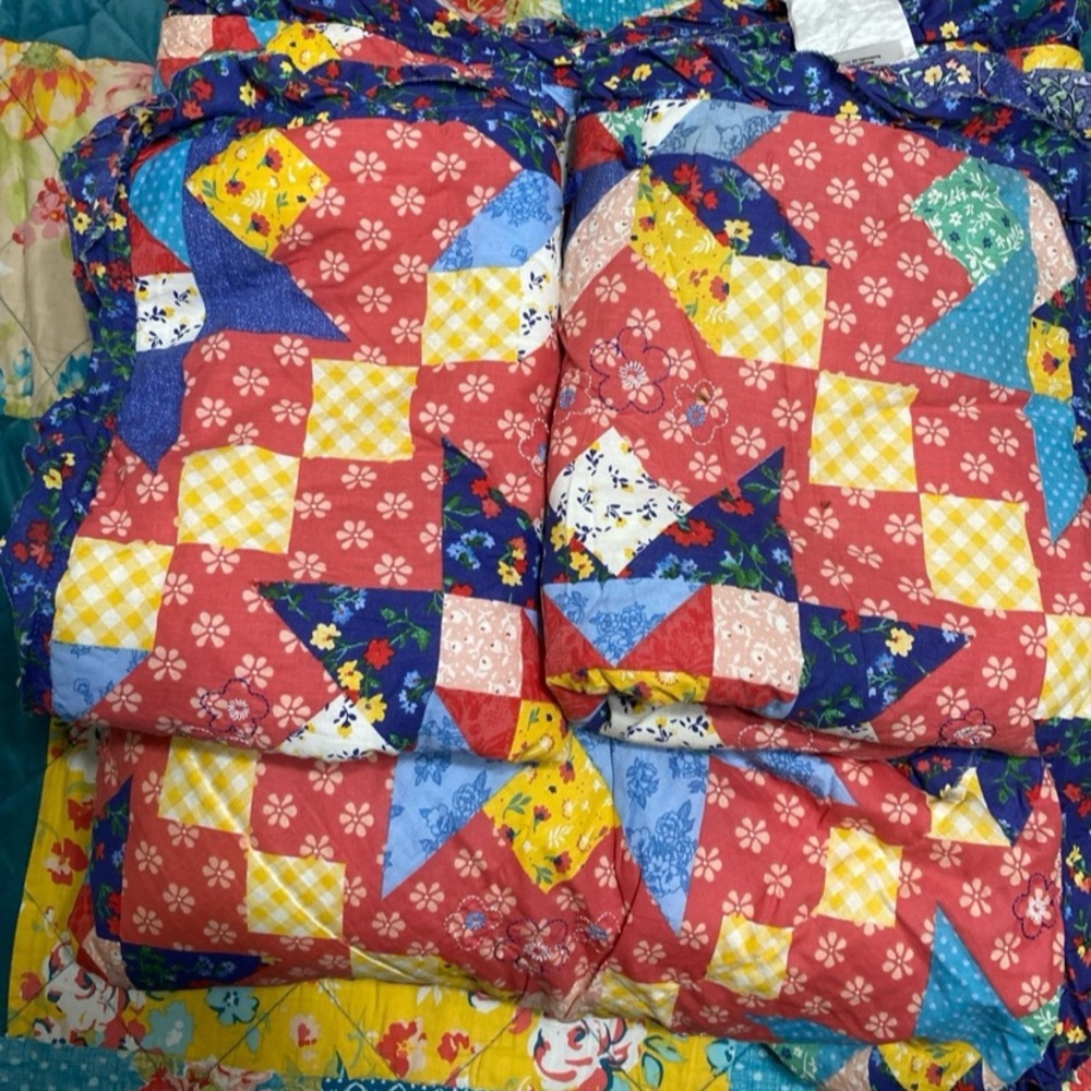 Pioneer Woman Starlight F/Q quilt w/ shams